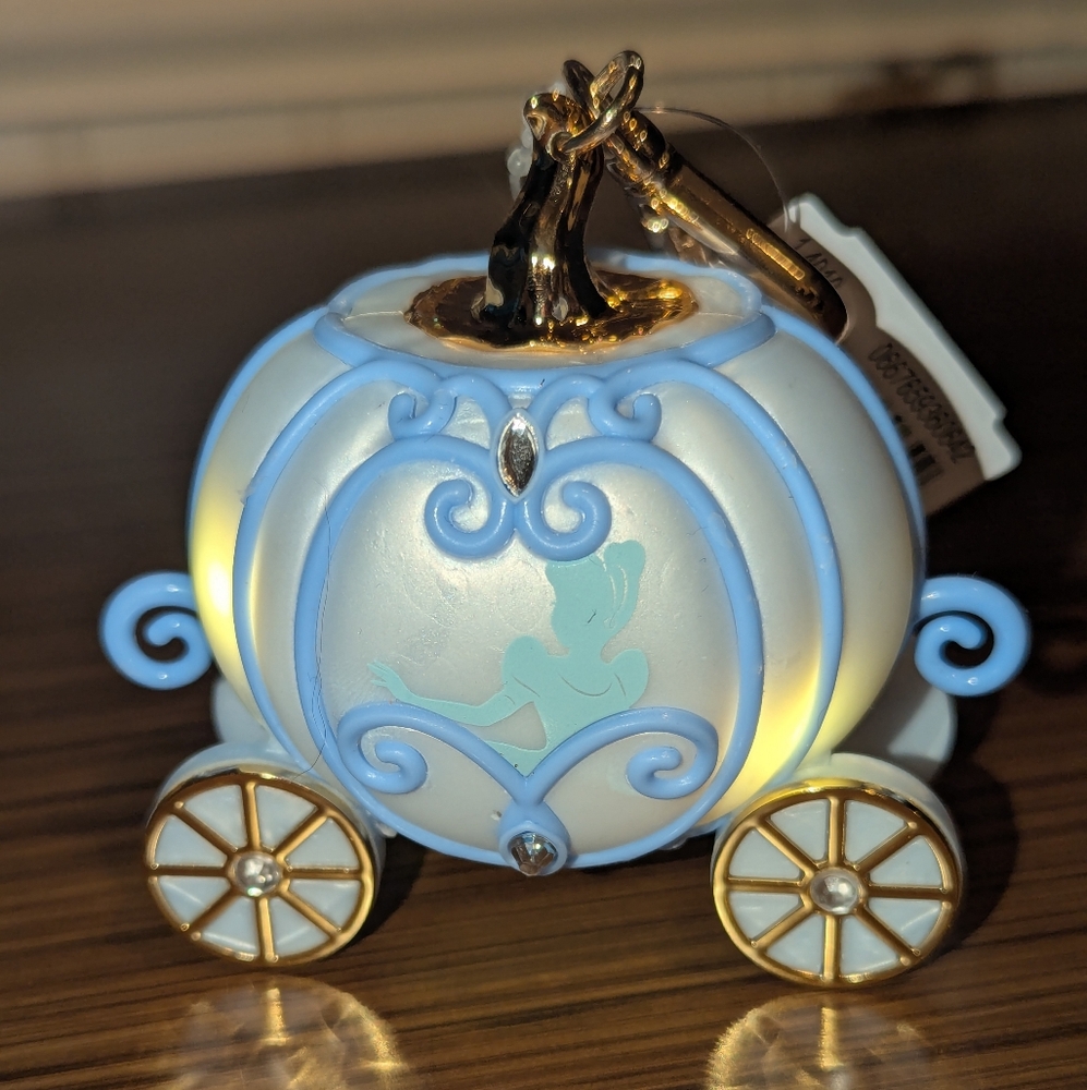 Bath & Body Works Cinderella Light Up Pocketbac